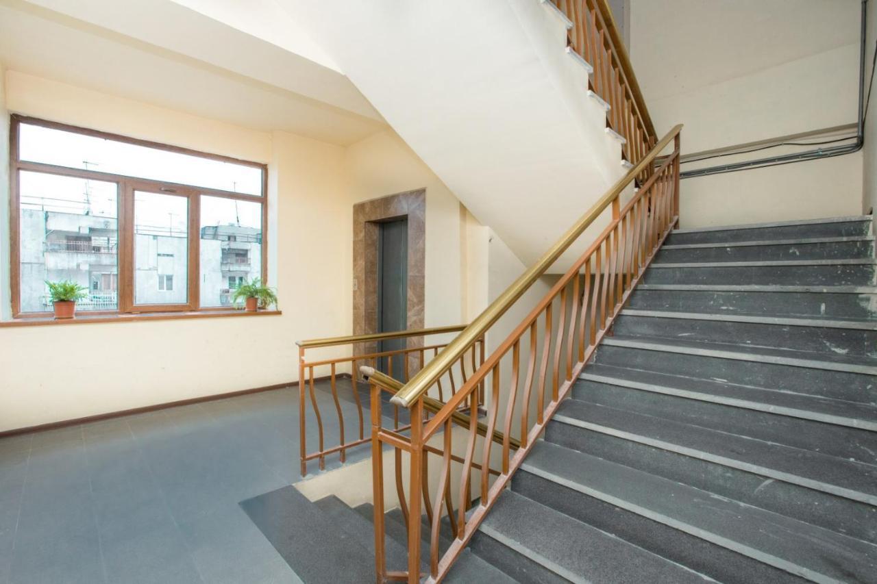 Stay Inn Apartments At Yekmalyan Street Yerevan Exterior photo